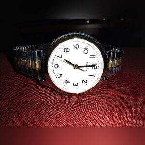 Stretch timex watch